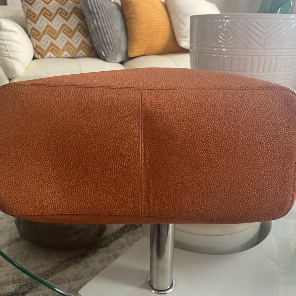 Authentic Cole Haan large tote shoulder bag - Picture 6 of 11